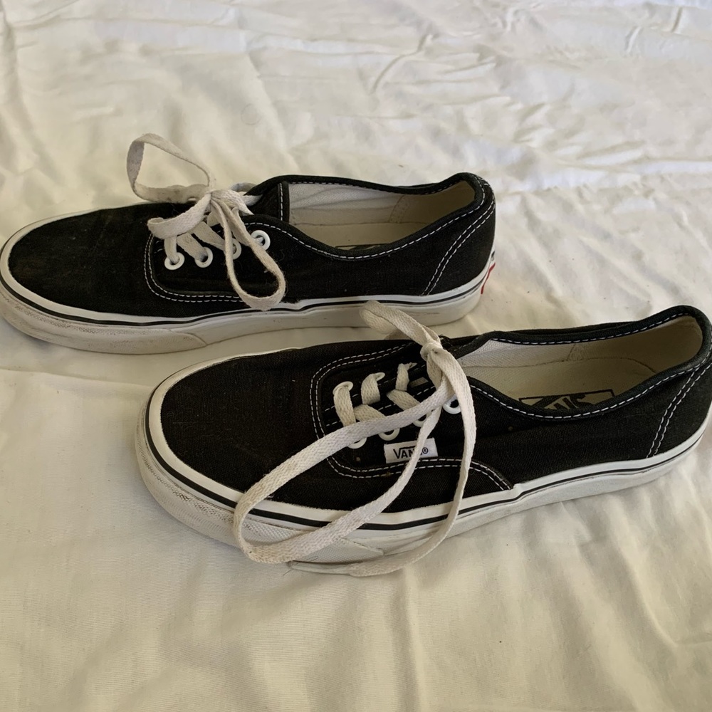 Black vans (Men or Women)